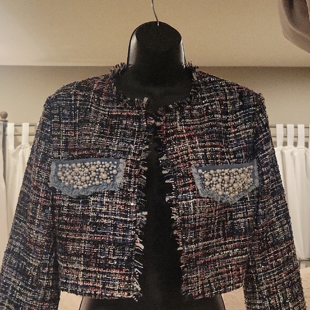 Pearl-Embellished Multicolor Tweed Cropped Jacket - Unknown Brand